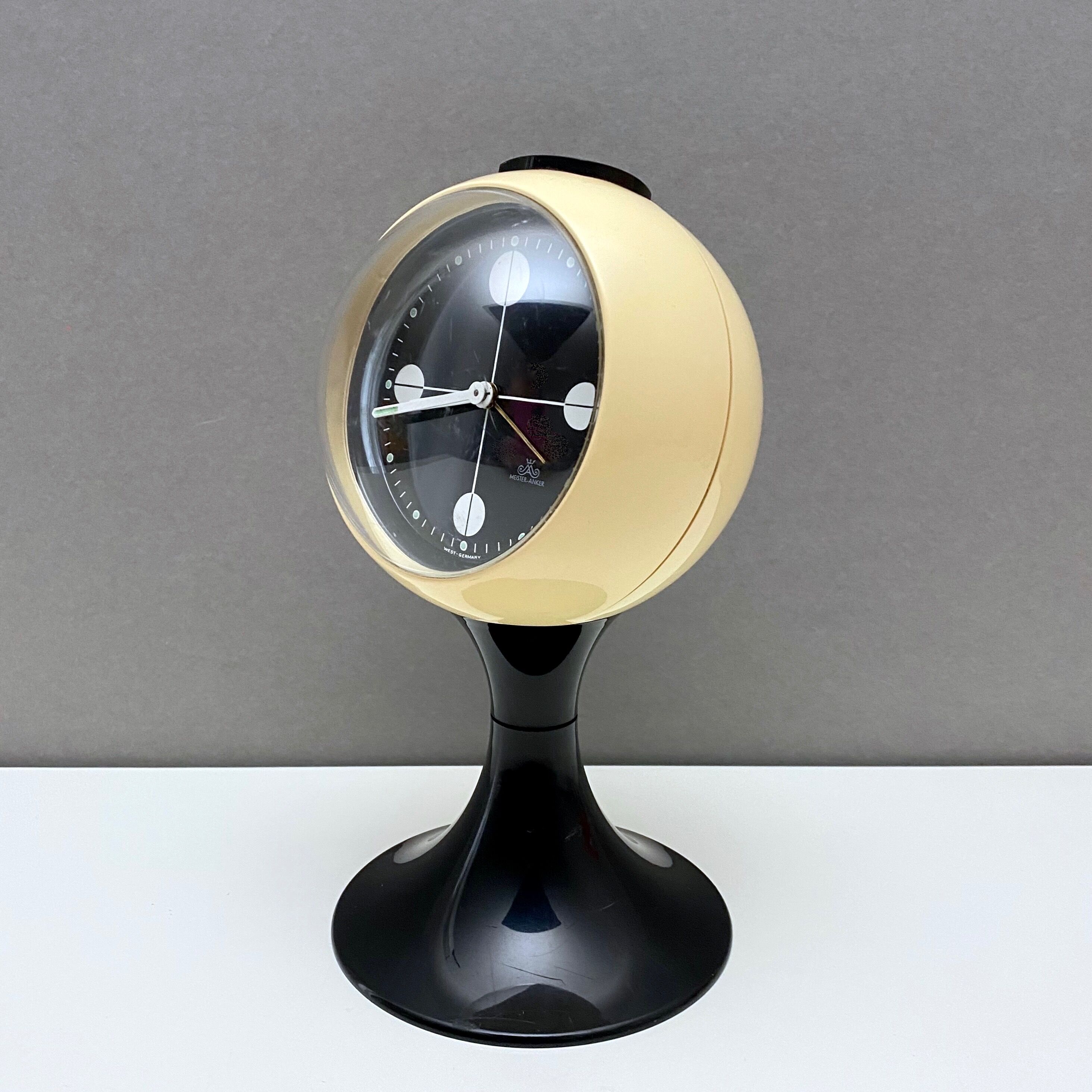 Space Age Alarm Clock with Tulip Base by Meister Anker