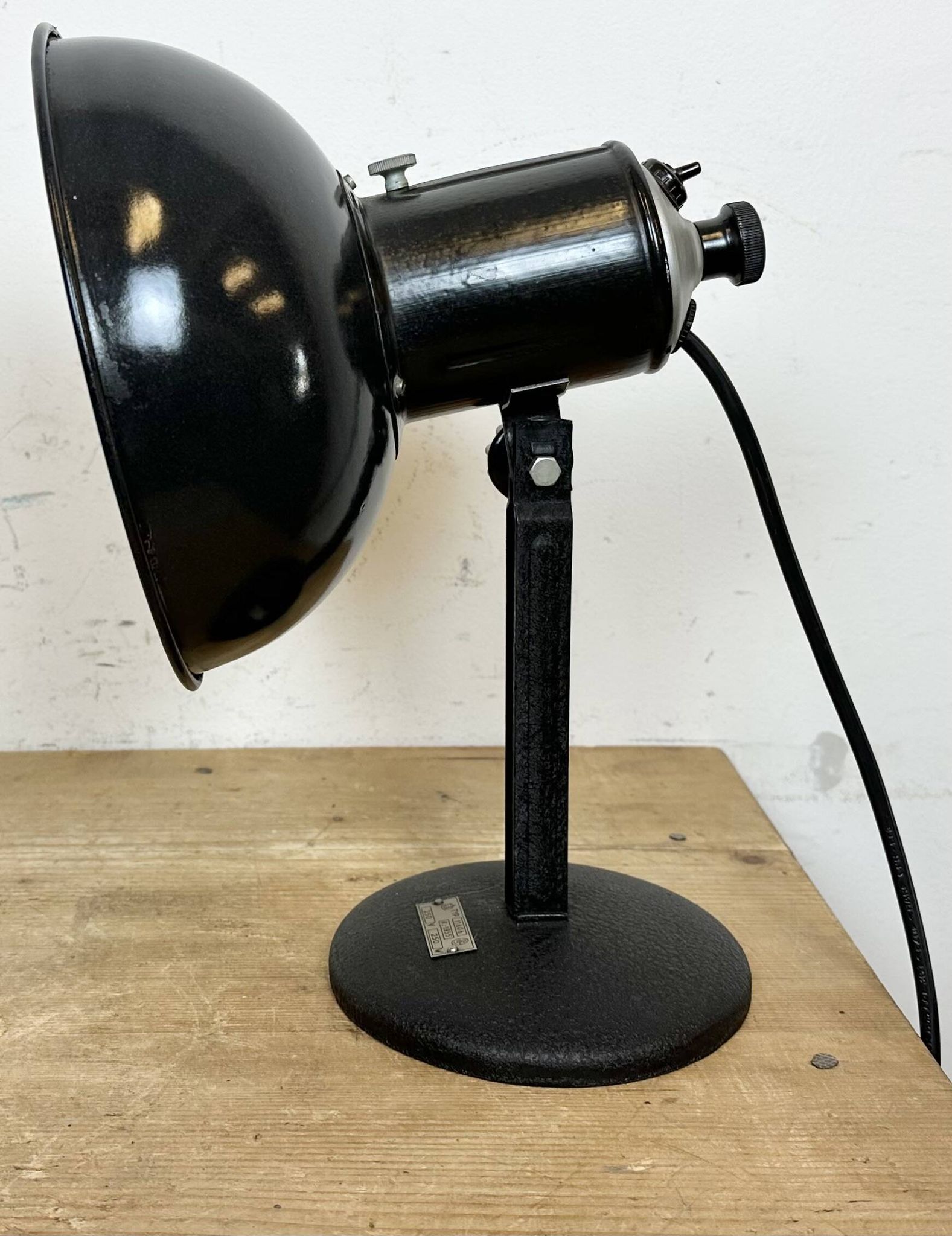 Vintage black enamel table photo lamp, 1950s