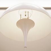 Floor lamp Panthella, Danish design, 1970s, manufacturer: Louis Poulsen, de