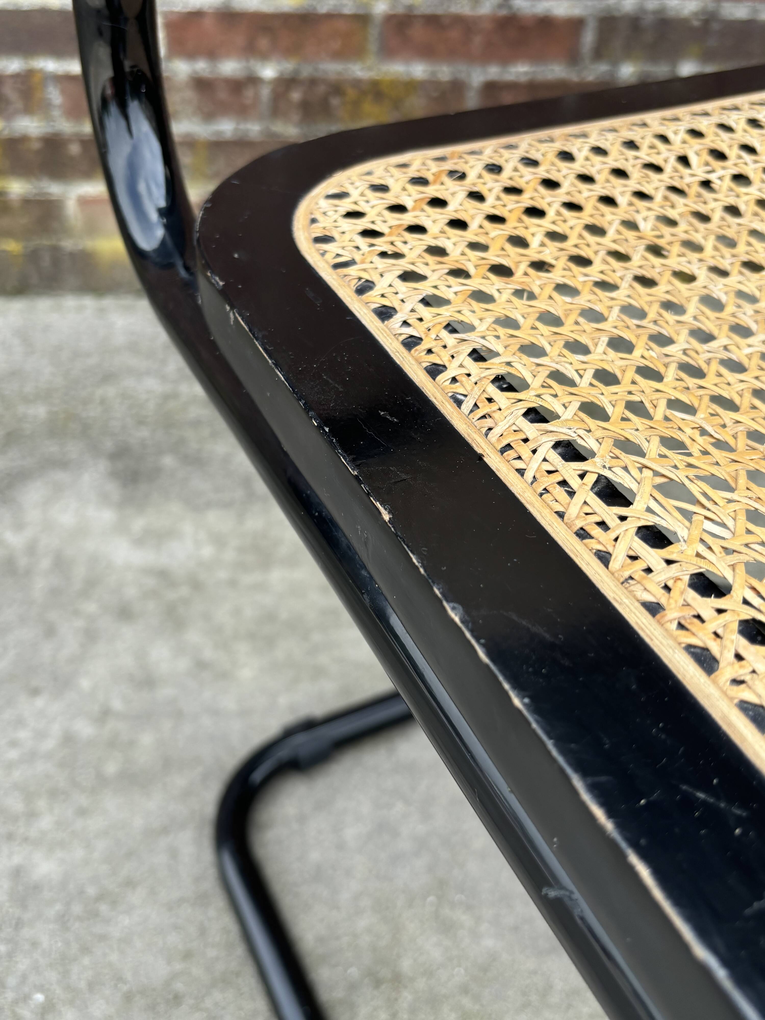 Vintage Cesca design chair b32 black model