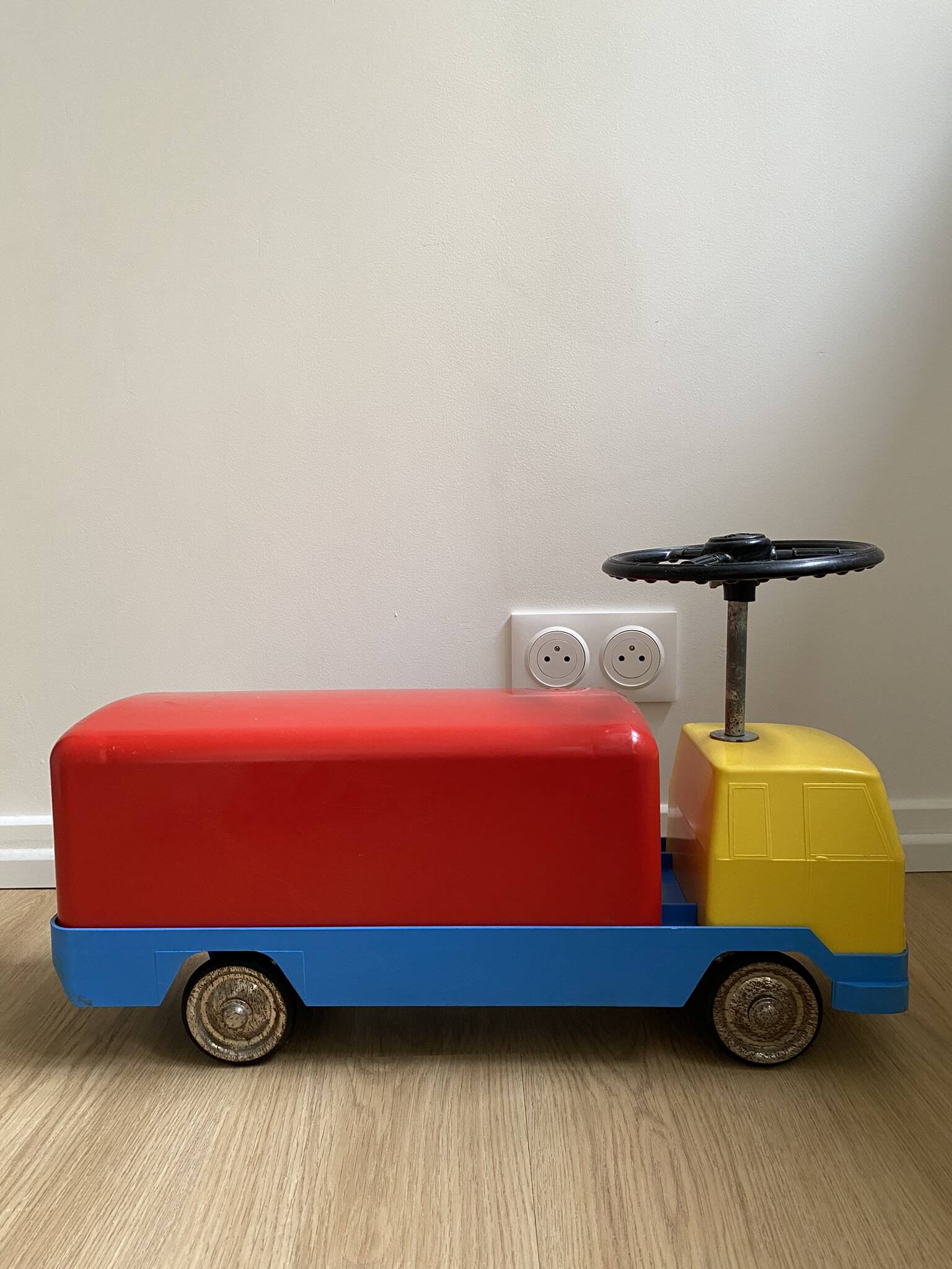 Kiddicraft vintage red blue and yellow children's carrier truck