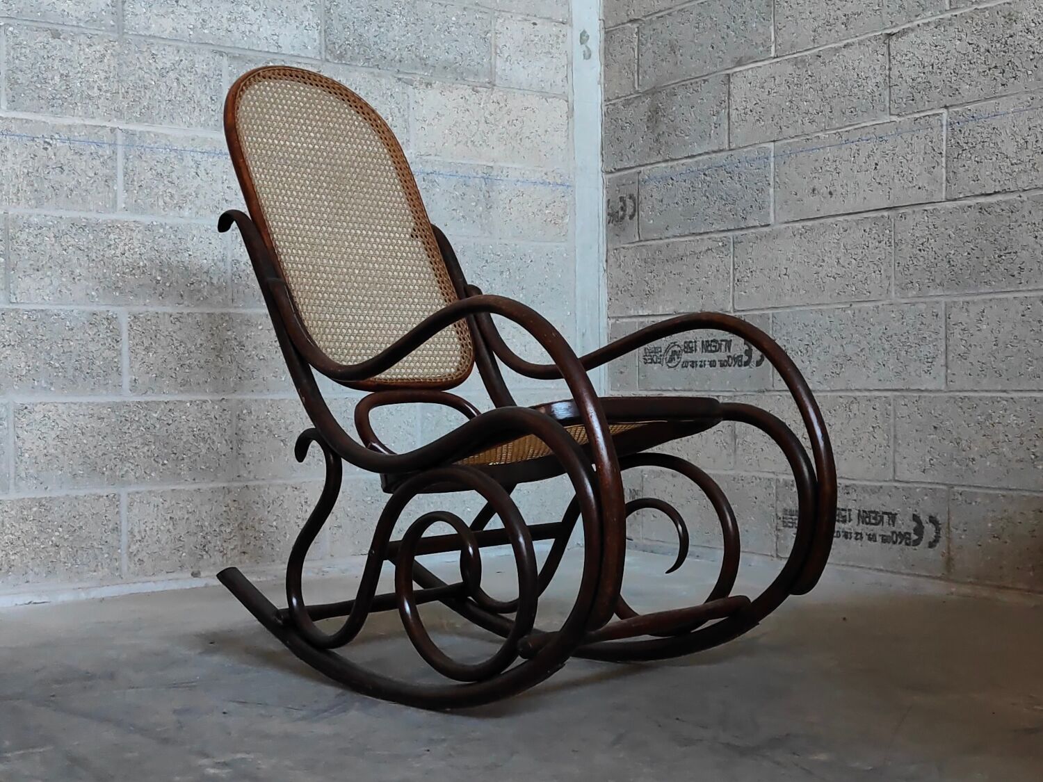 Rocking chair 1970