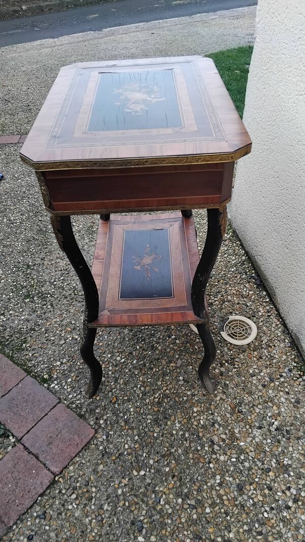 Travailleuse, coiffeuse en bois noirci et marqueterie, époque Napoléon III