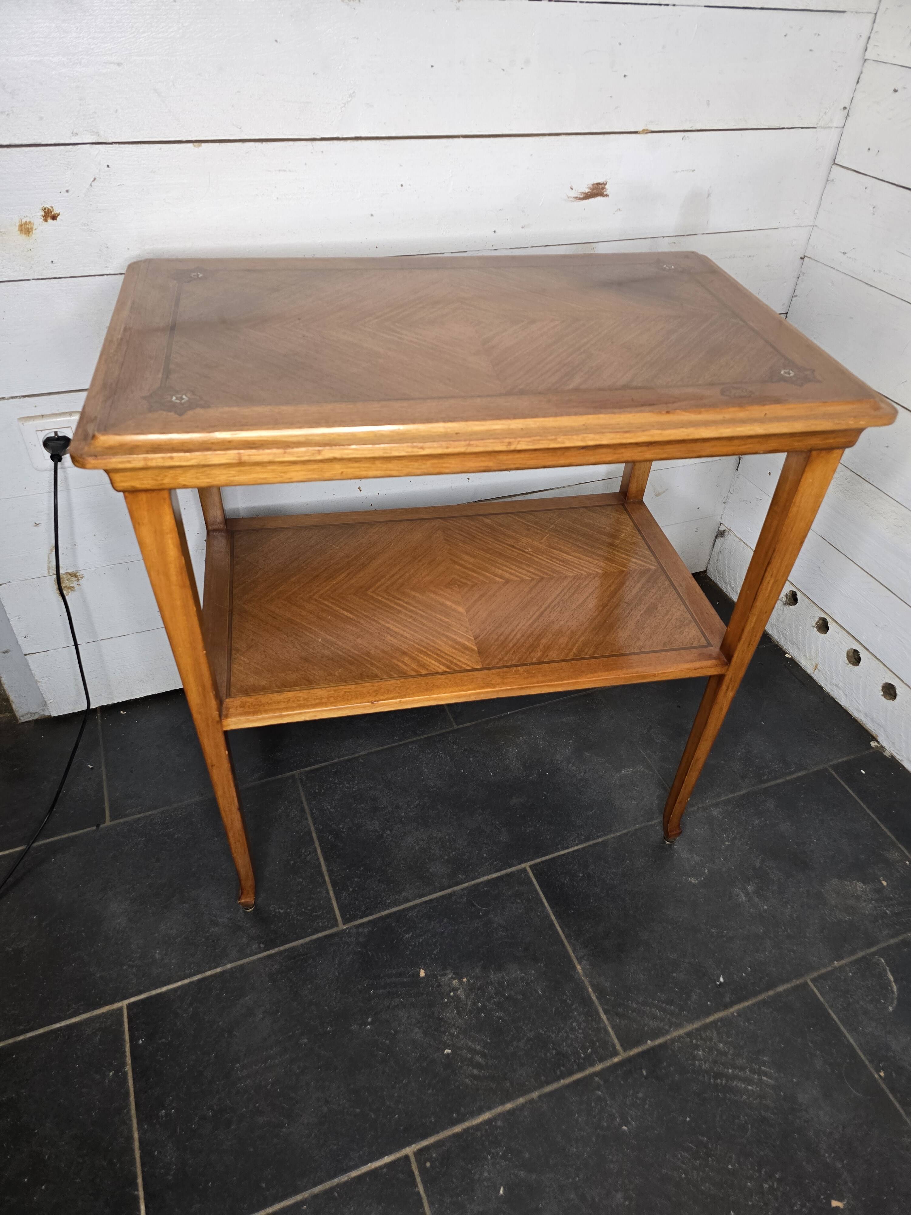 Louis Majorelle Art Nouveau mahogany side table, 1920