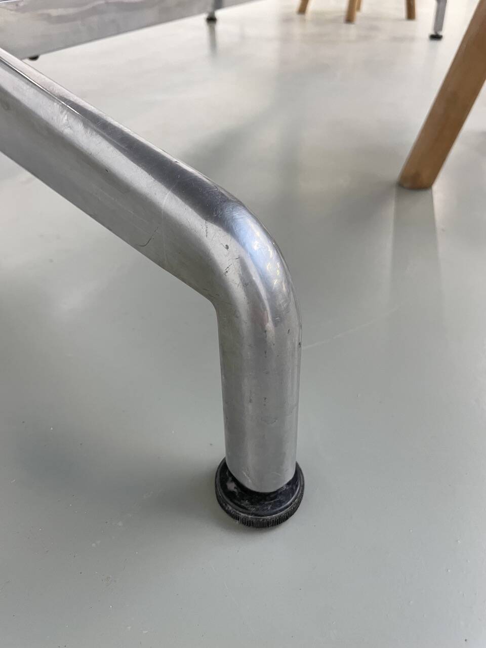 Giancarlo Piretti conference table