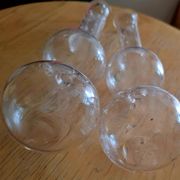 Single-stem vases made of flasks