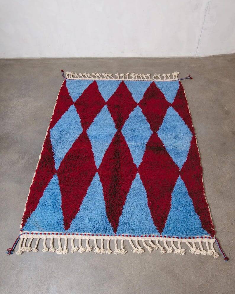 Handmade Moroccan pure wool rug, size 140 x 260 cm