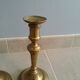 Paire de chandeliers en laiton