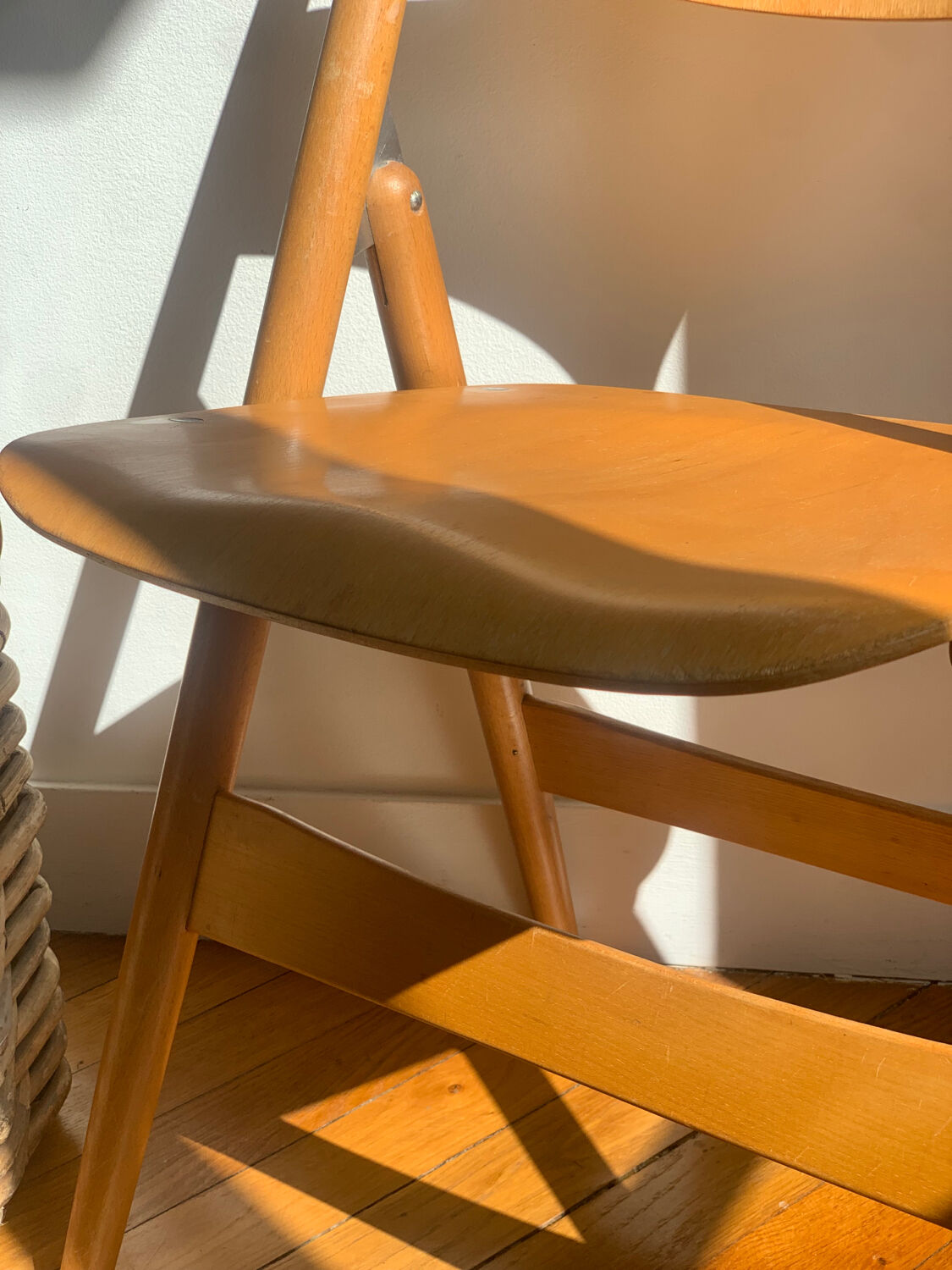 Folding chair
