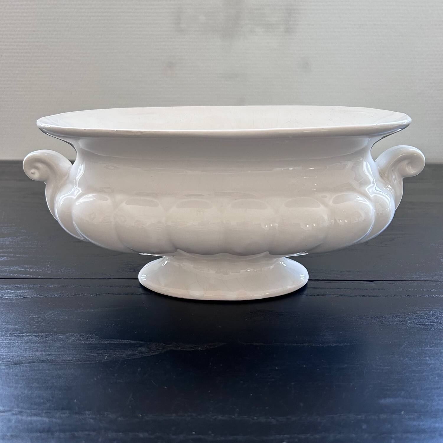 Medici style planter