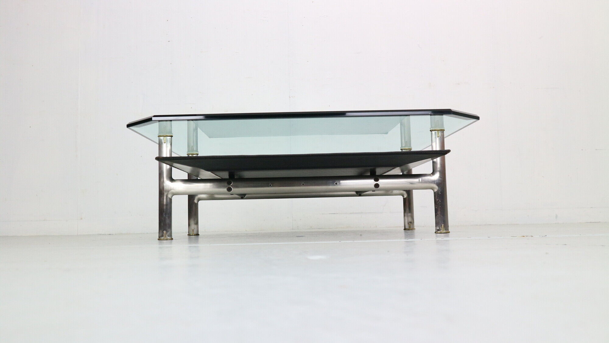 B&B Italia 'Diesis' Two-Tier Glass and Leather Coffee Table by Antonio Citterio