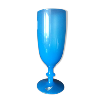 Vase opaline bleu