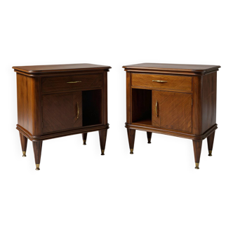 Paire de tables de chevet italiennes du milieu du XXe siècle.