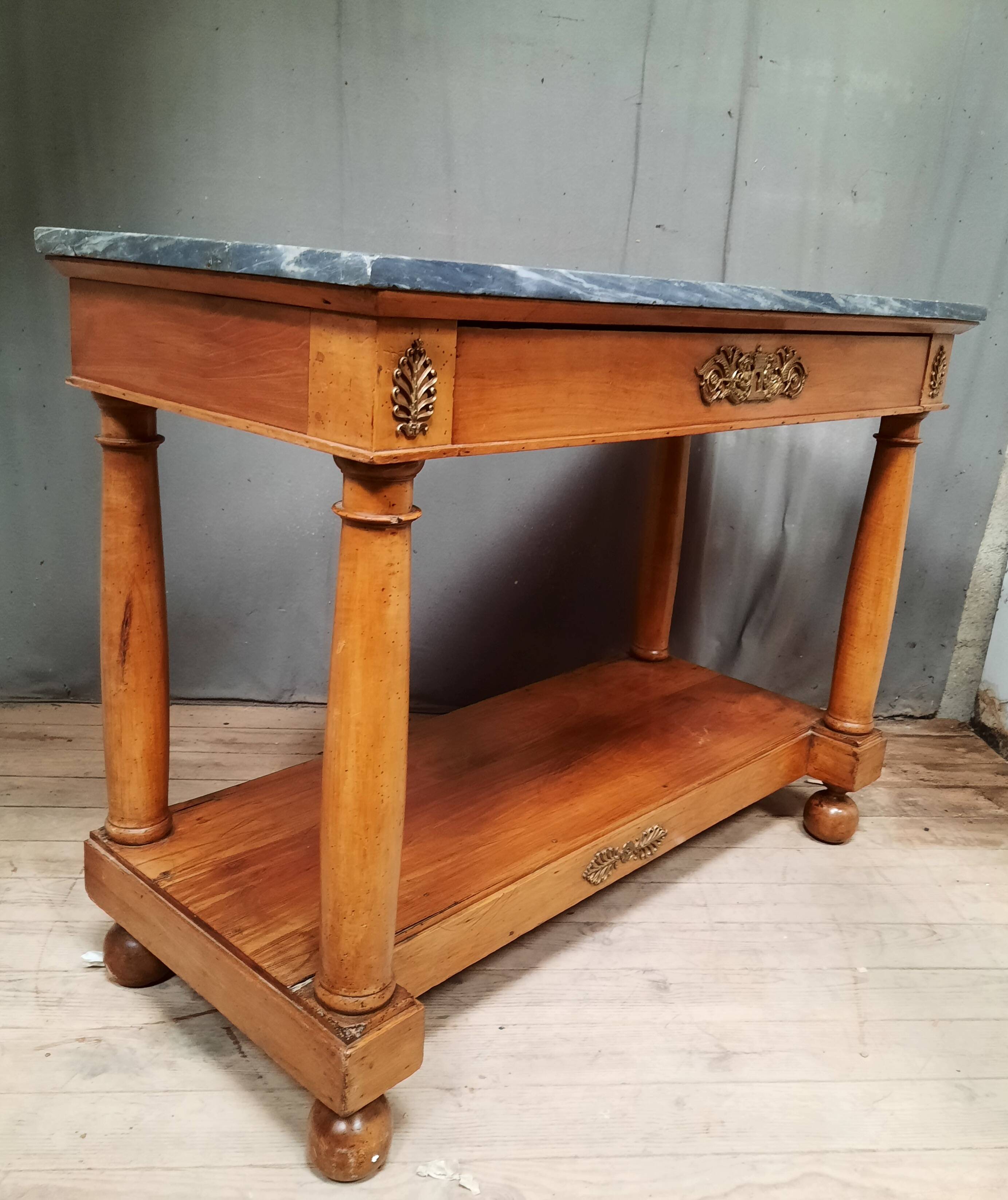 Console empire à colonnes