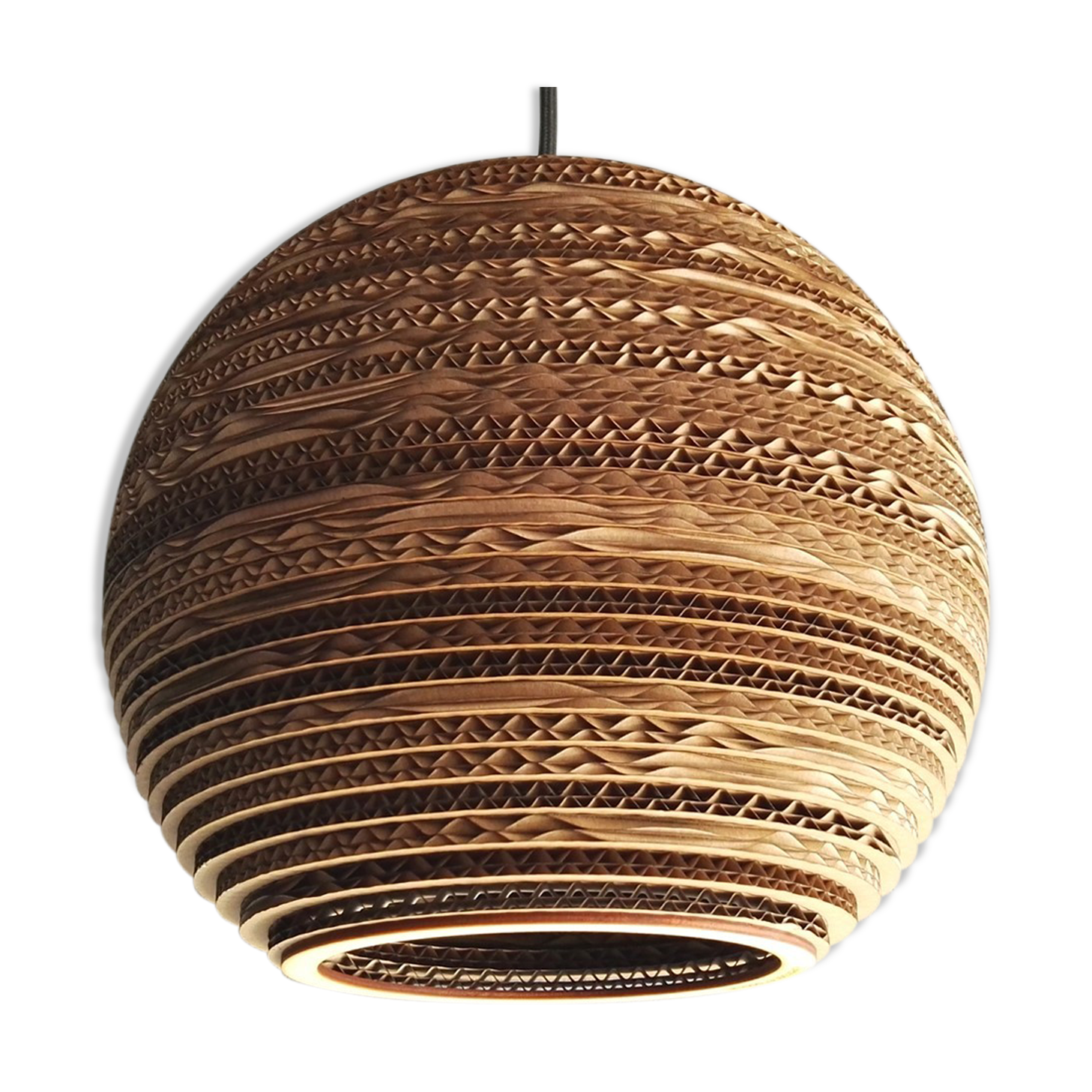 Sphere 25 recycled cardboard suspension