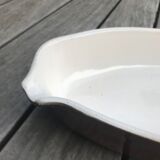 Terracotta dish with pouring edge