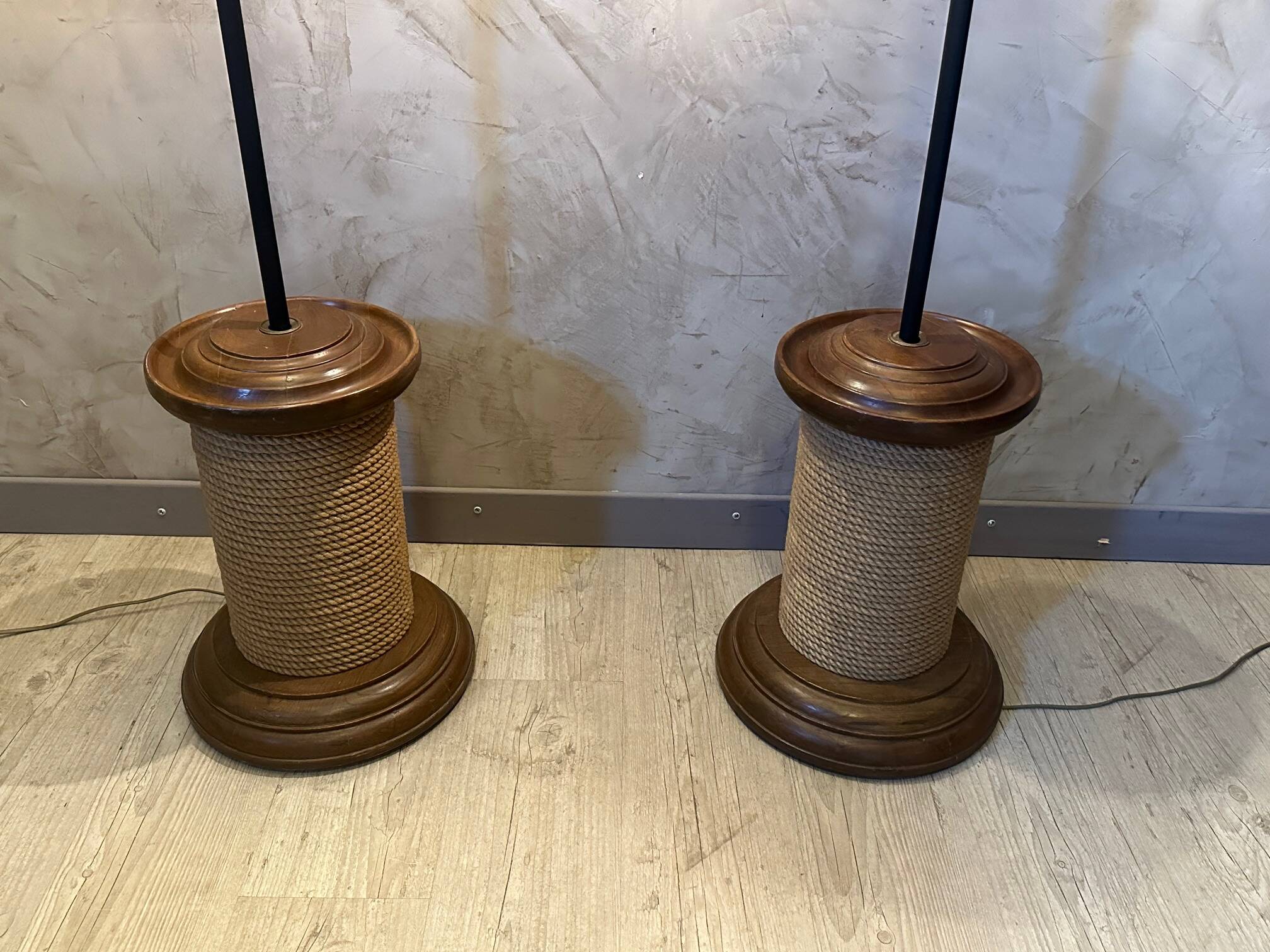 Paire de lampadaire