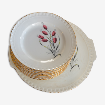 12 dessert plates and pie dish, Gien, c. 1960