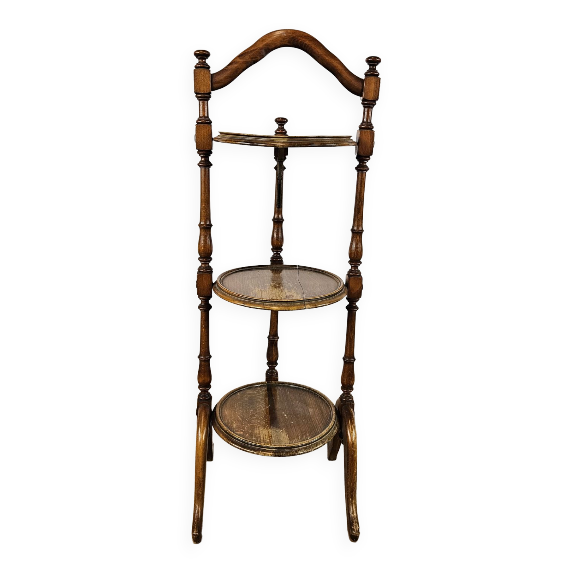 70s coffee table in walnut with closable shelves