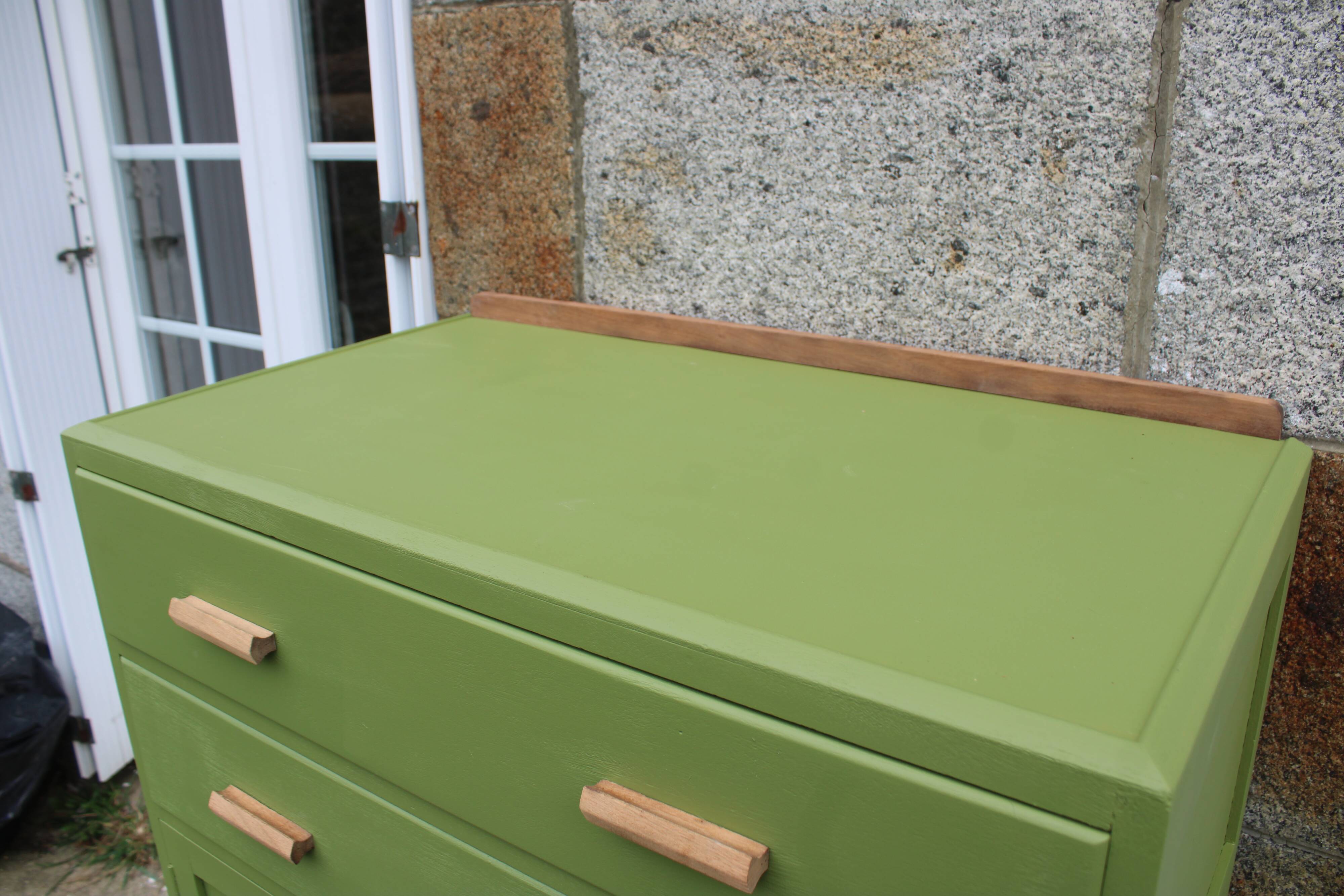 Renovated antique buffet – Herbarium Green (Libéron)