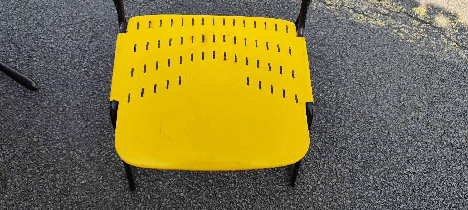 Dallas chair, design Paolo Favaretto for Kinetics