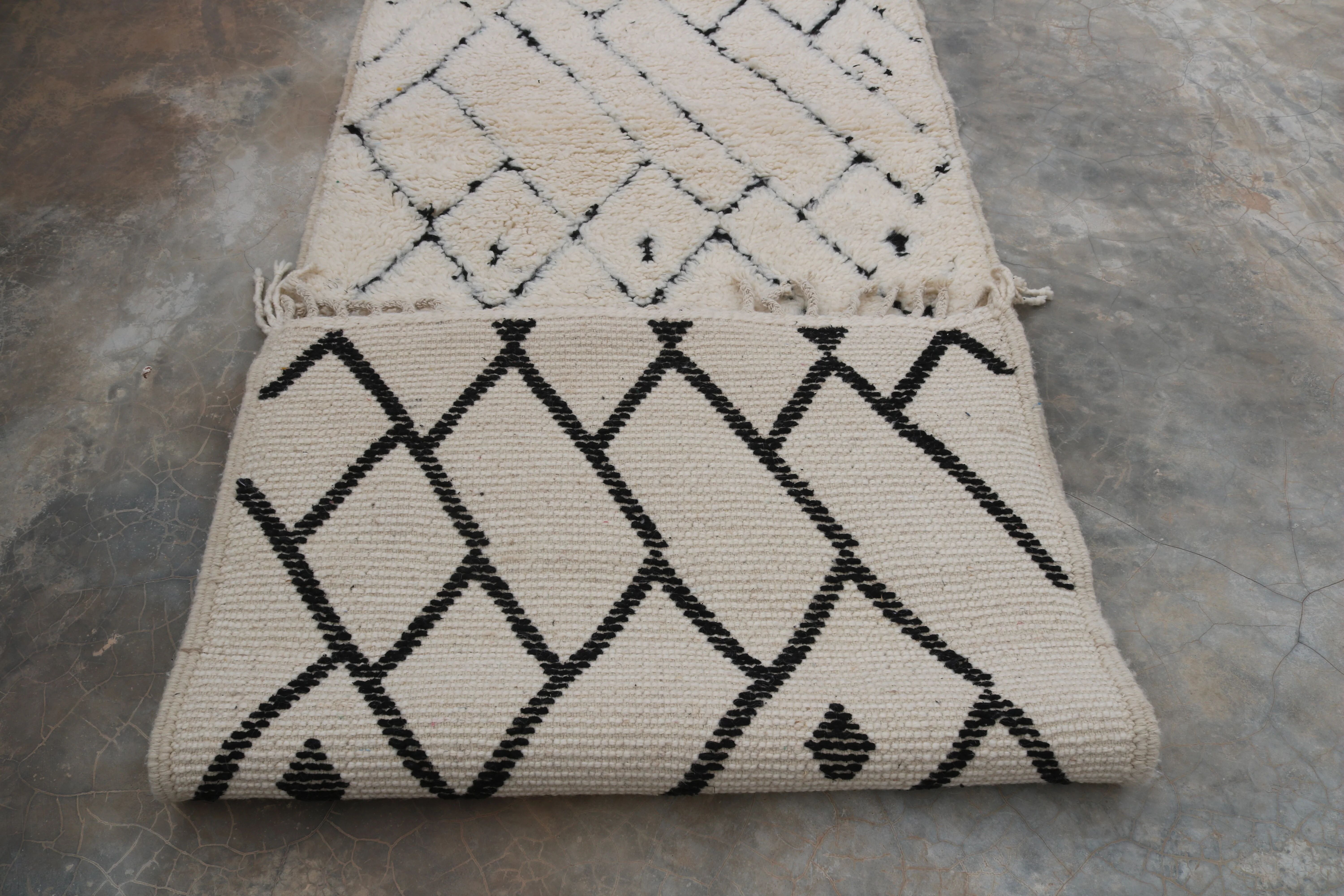 Tapis Beni Ouarain, 320 x 95 cm - R325