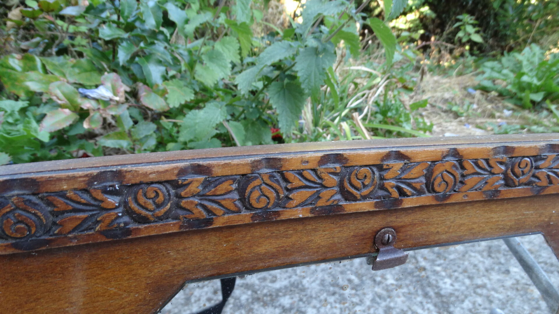 White wood wall coat holder with mirror