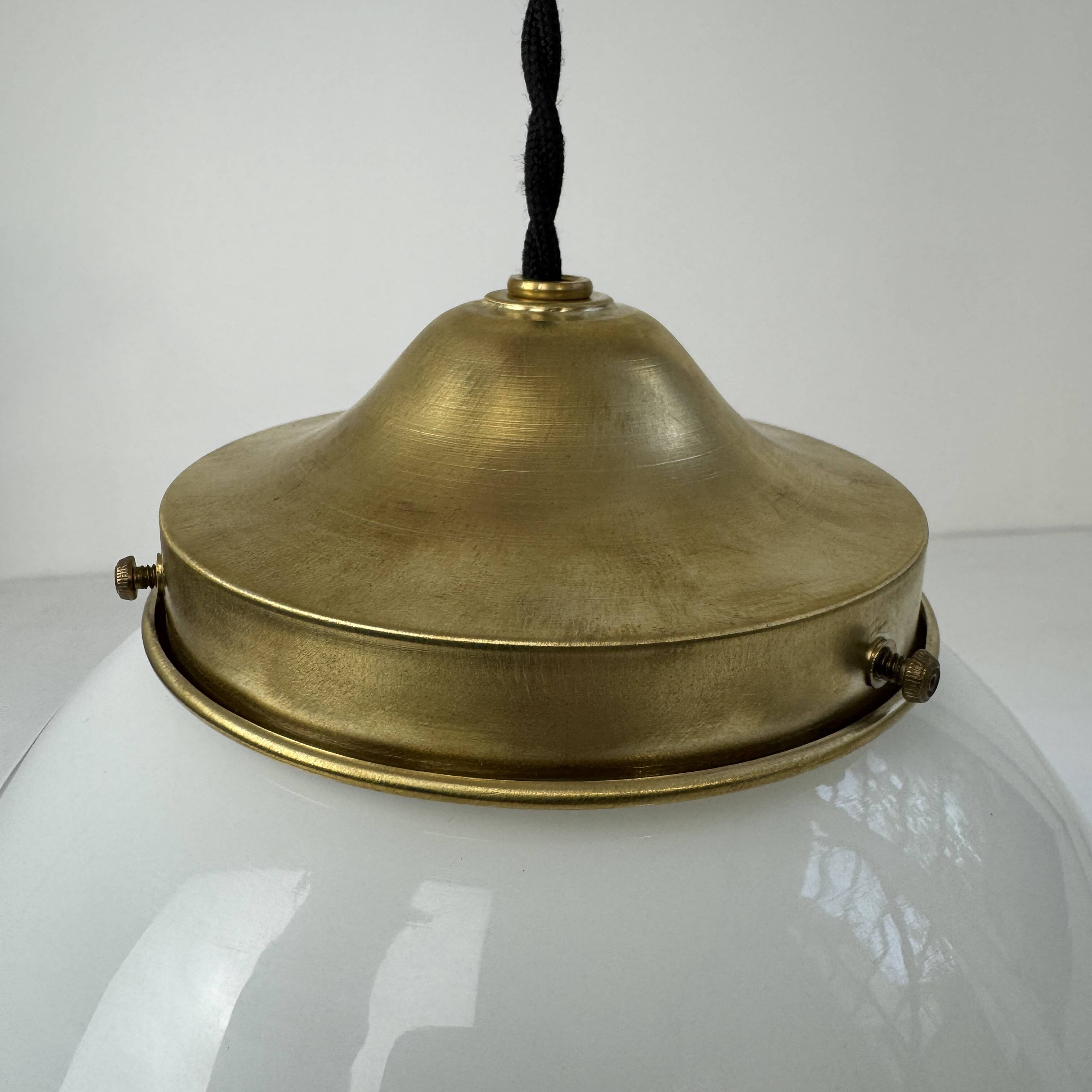 Paire d’anciennes suspensions en opaline 18 cm xl vintage