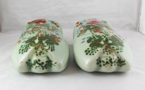 Paire de vases muraux céladon asiatiques, fin 19è siècle