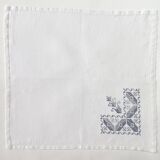 Nappe brodée avec 12 serviettes assorties