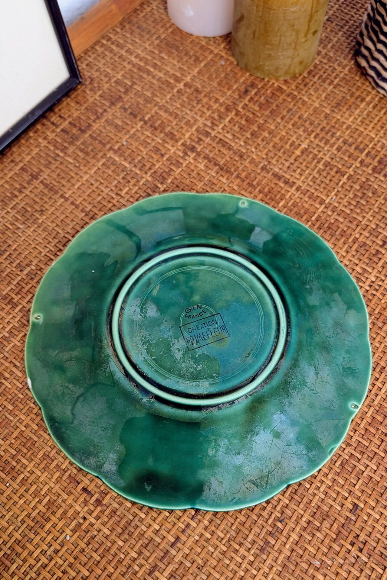 Set of 4 dessert plates in earthenware with vine leaves Gien