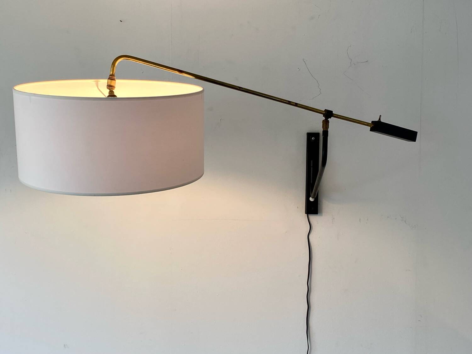 Wall lamp with arms and counterweight 1950