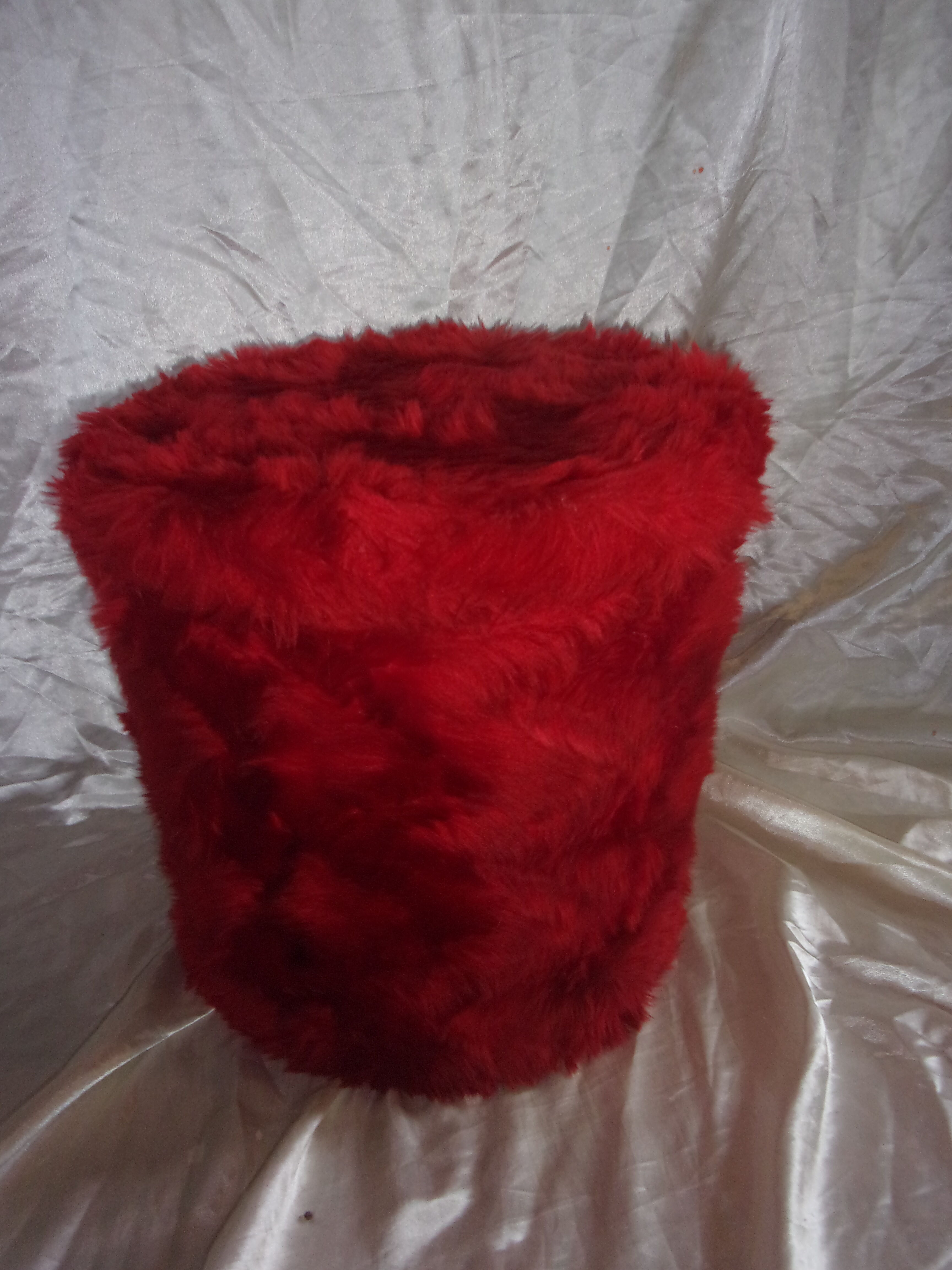 Chair and pouf pelfran