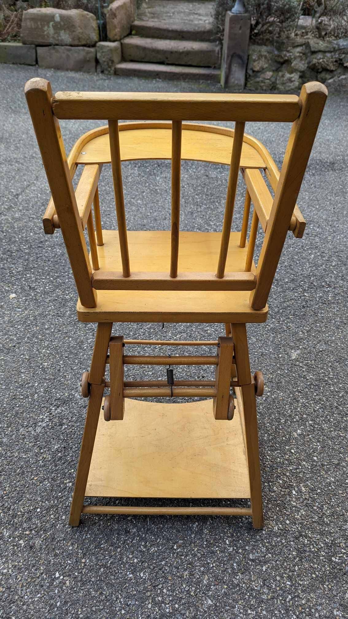 Old modular high chair
