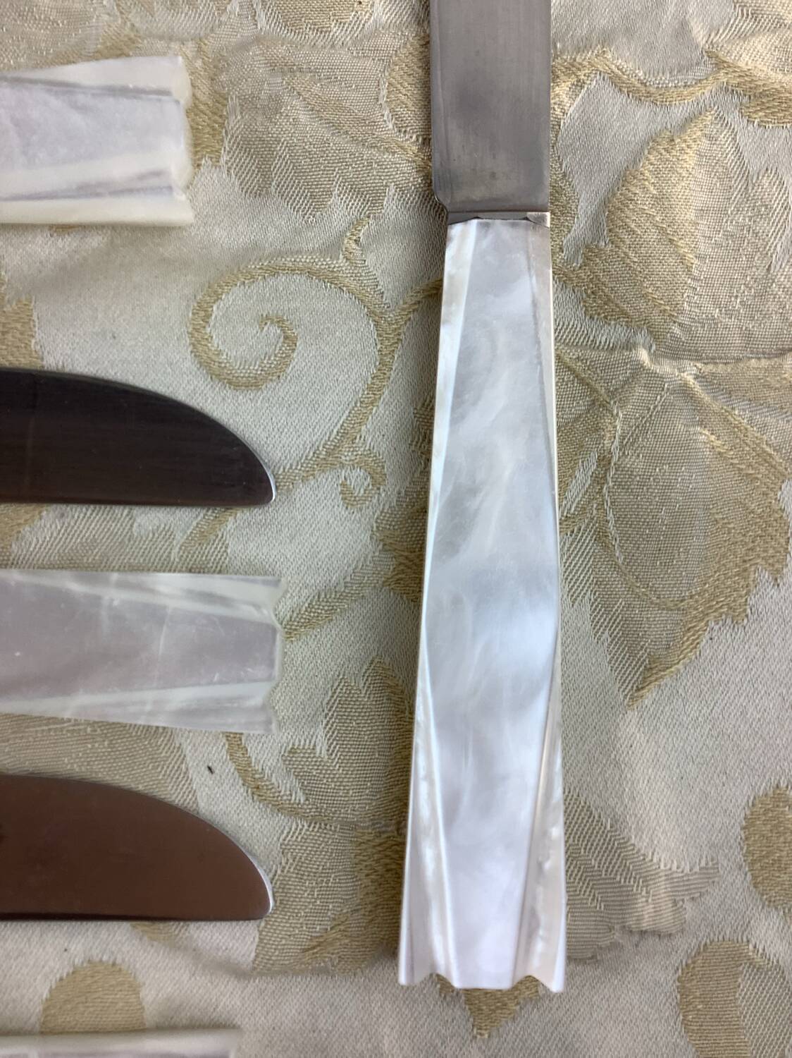 Box of 12 vintage knives