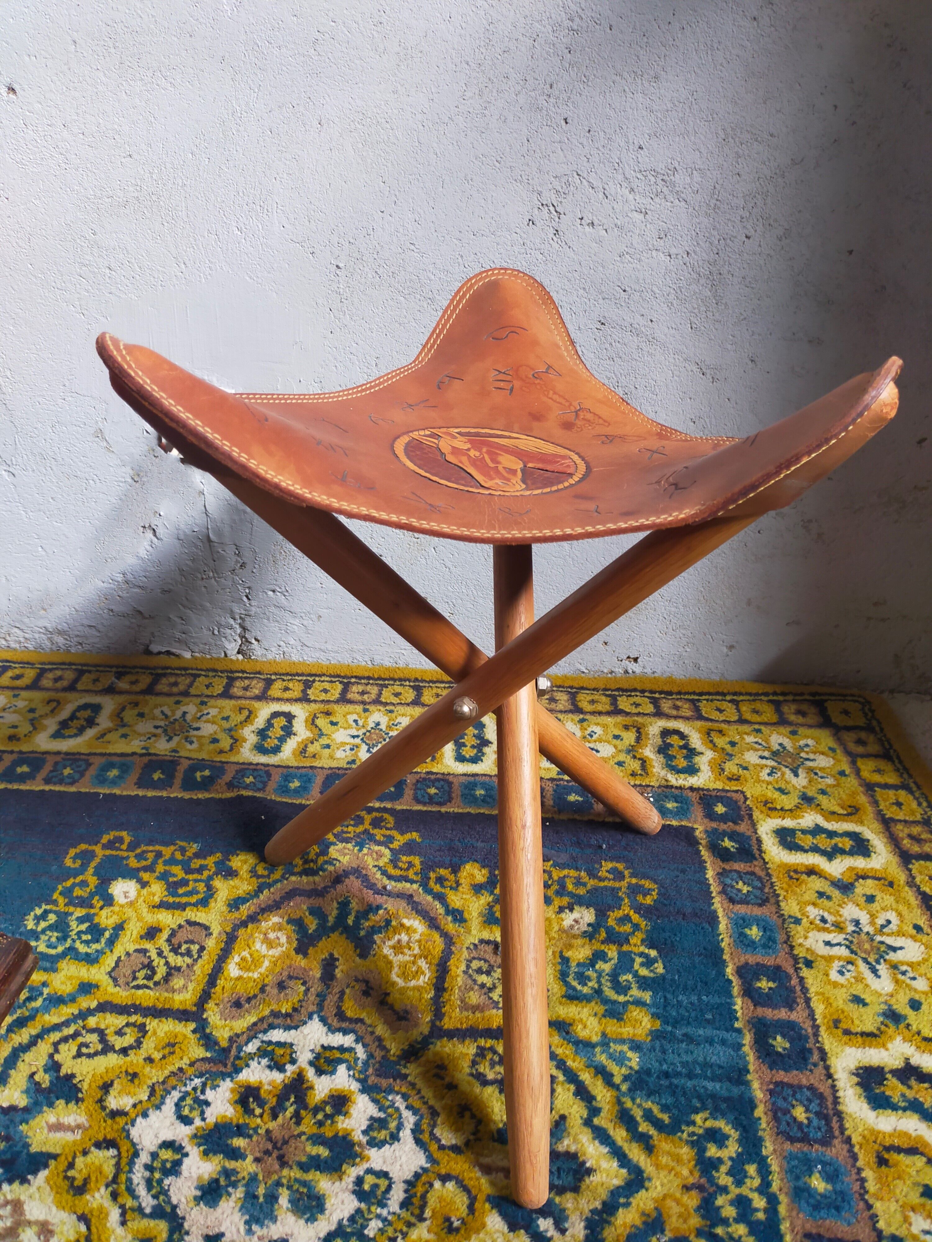 Fred Harvey Leather Arizona 82 Folding Stool