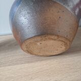 Lidded sandstone carafe