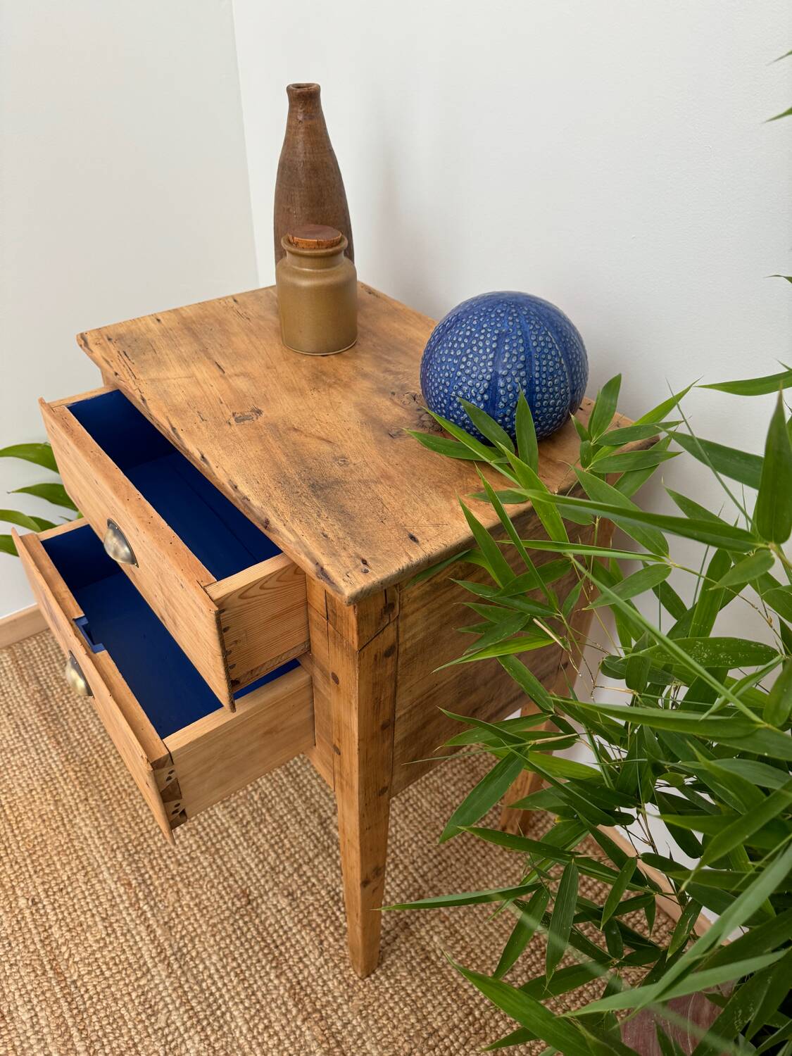 Solid wood console Mediterranean style