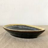 Empty vintage ceramic pocket