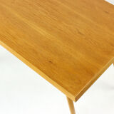 Table basse en chêne, Tchécoslovaquie Années 1960