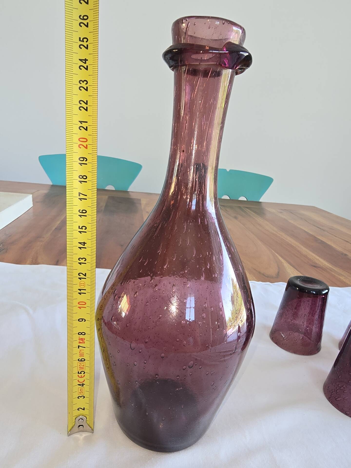 Service Verrerie de Biot, carafe et 4 verres en verre soufflé améthyste