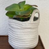 White basket pot cover