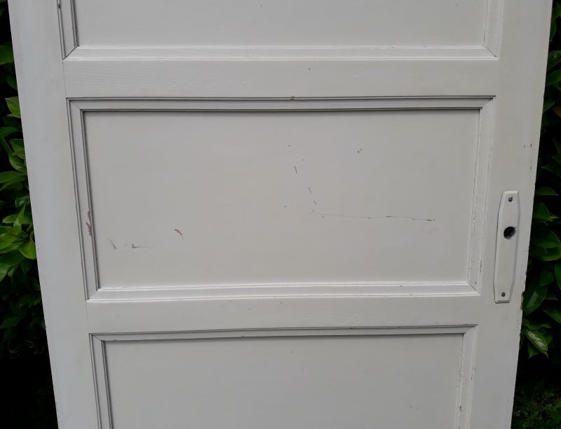 Porte vintage panneautée