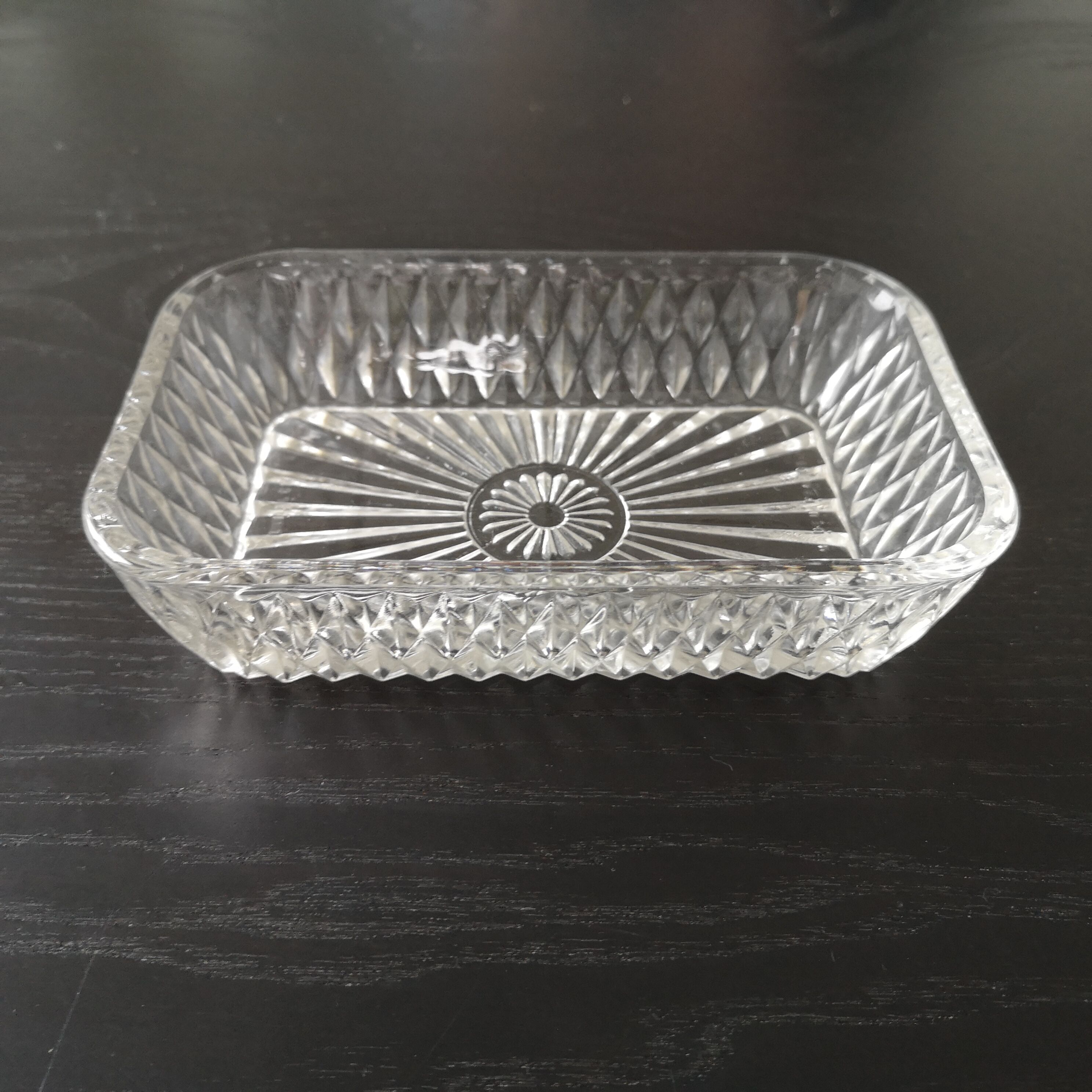Butter dish
