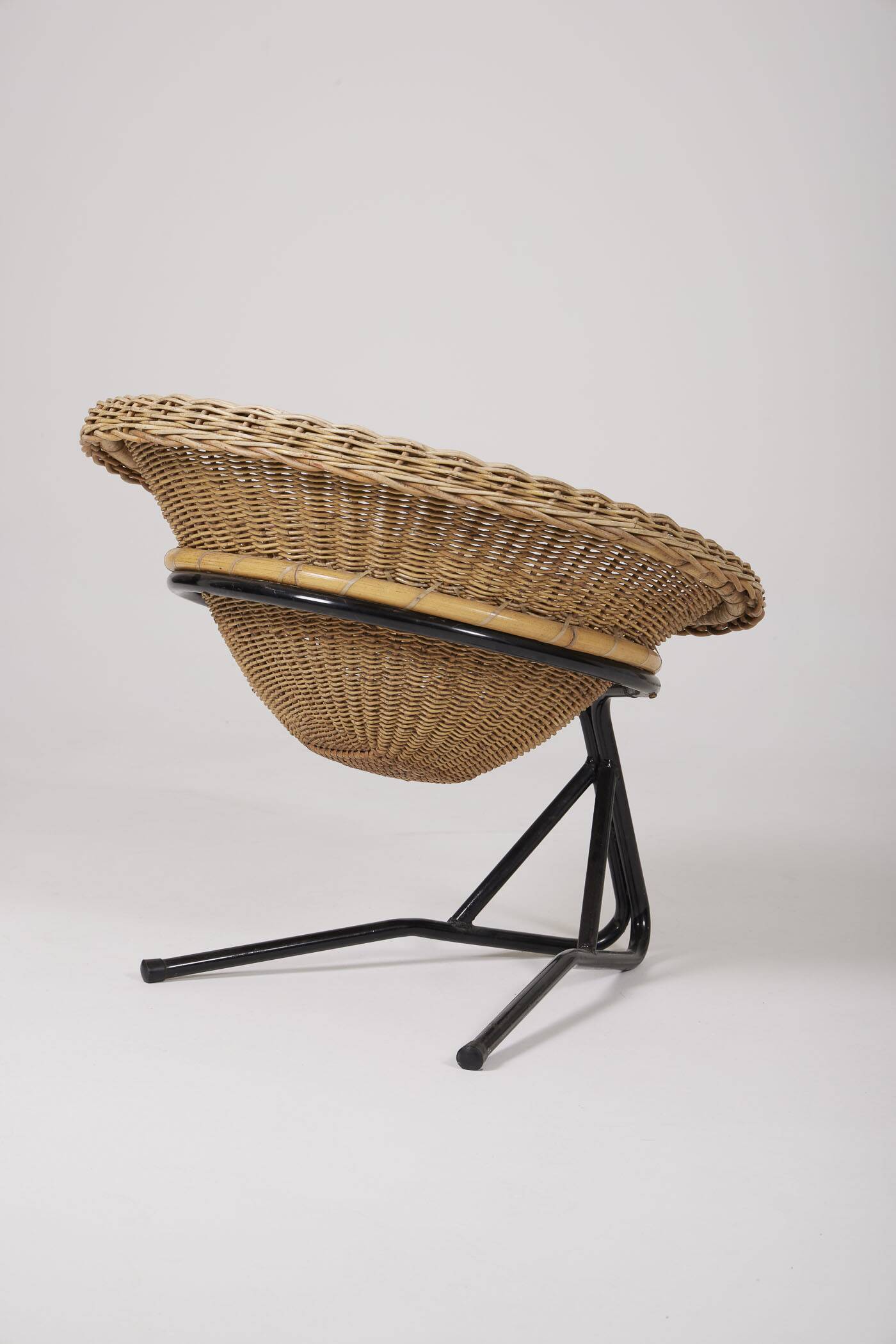 Arnold Bueno rattan and metal armchair by Mesquita