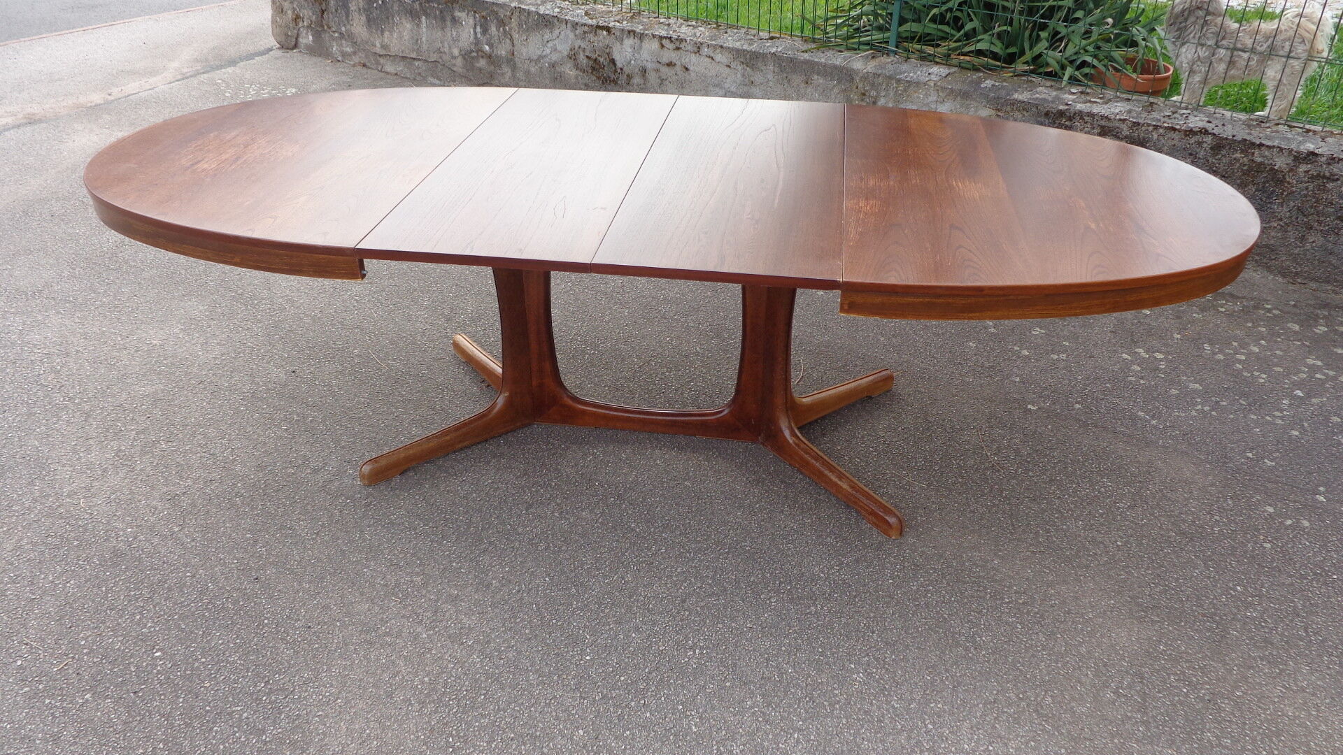 Baumann table with extensions