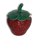 Slurry strawberry jam jar