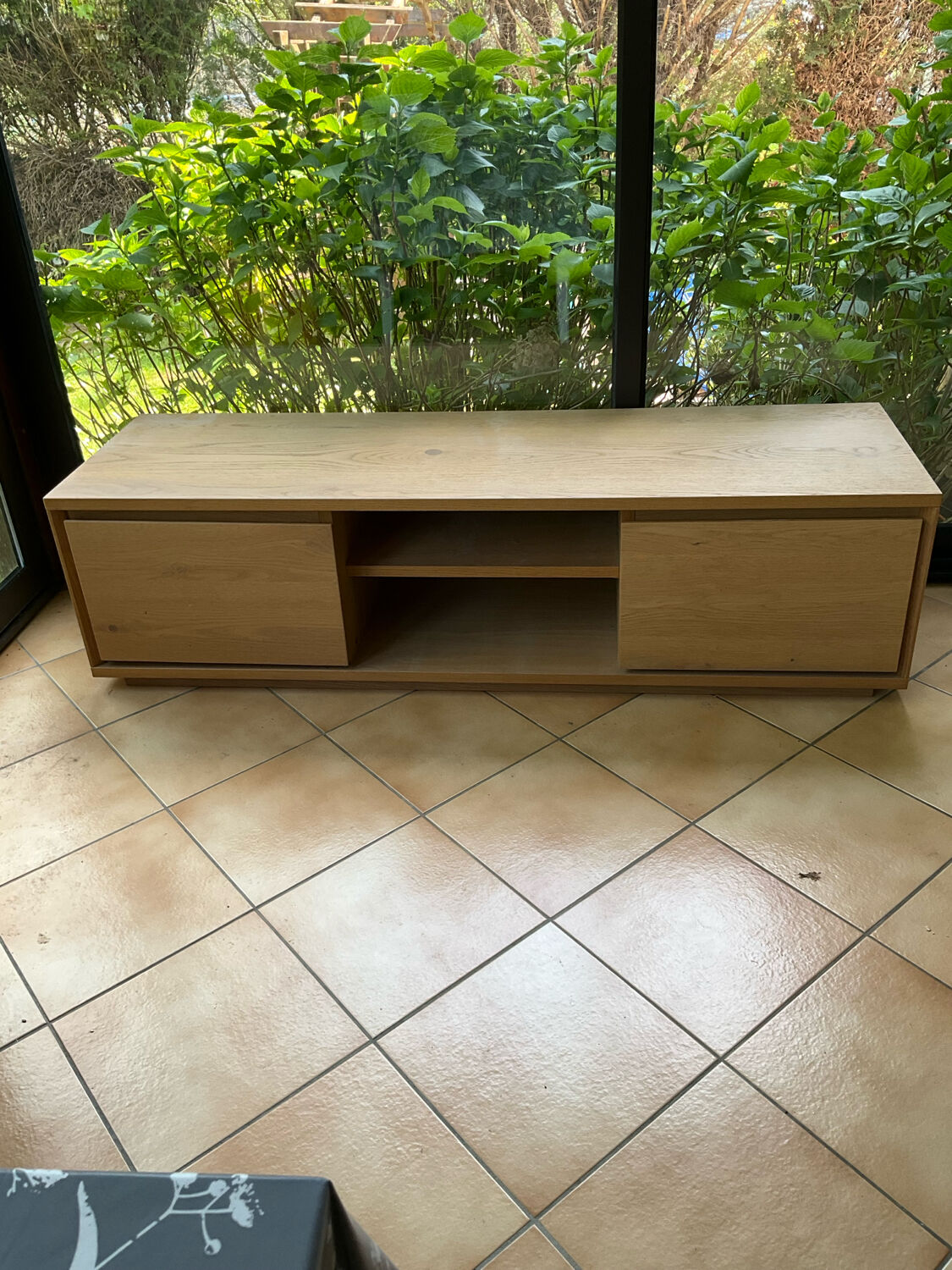 TV cabinet