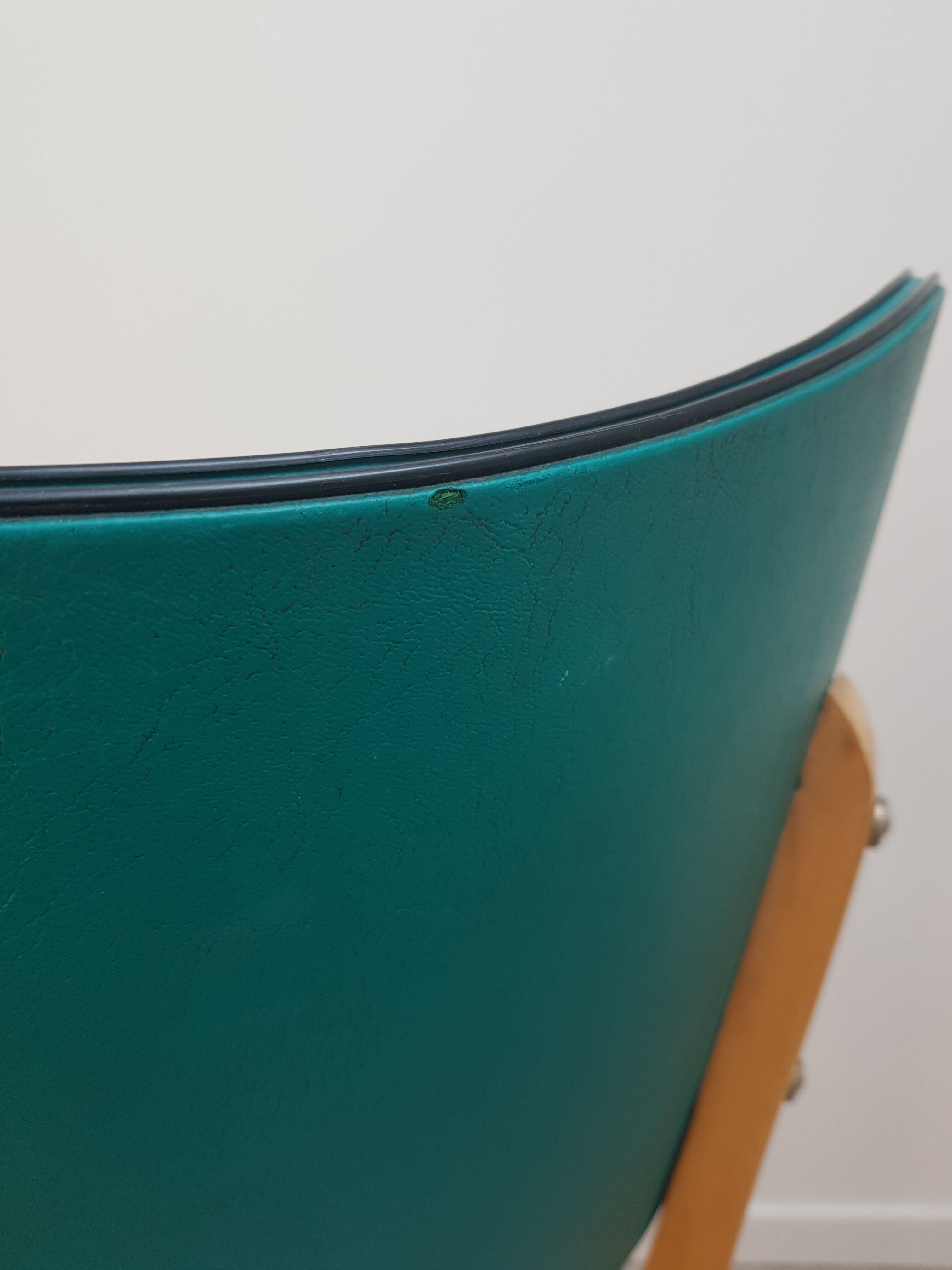 3 vintage skai chairs