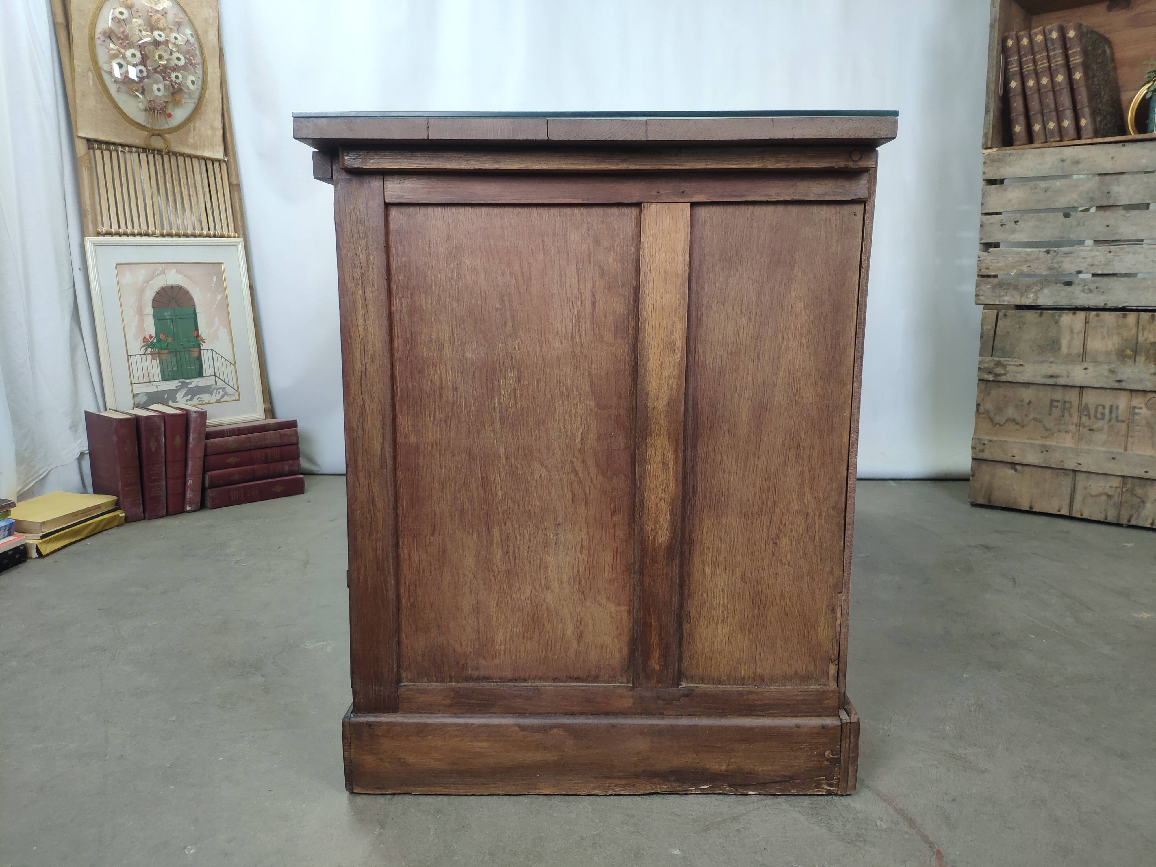 Bureau administration 9 tiroirs vintage